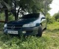 Зеленый Опель Омега, объемом двигателя 2.5 л и пробегом 290 тыс. км за 3200 $, фото 1 на Automoto.ua