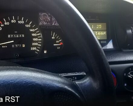 Зеленый Опель Омега, объемом двигателя 2 л и пробегом 317 тыс. км за 2000 $, фото 5 на Automoto.ua