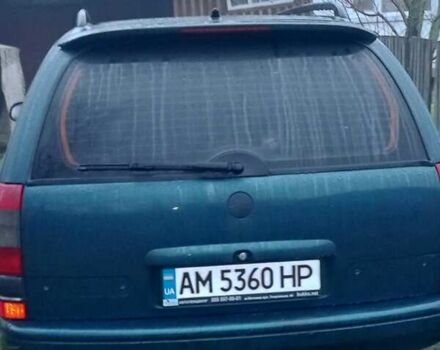 Зеленый Опель Омега, объемом двигателя 2 л и пробегом 317 тыс. км за 2000 $, фото 3 на Automoto.ua