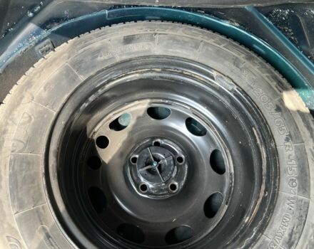 Зеленый Опель Омега, объемом двигателя 2.5 л и пробегом 290 тыс. км за 3200 $, фото 13 на Automoto.ua