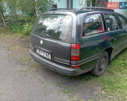 Зеленый Опель Омега, объемом двигателя 2 л и пробегом 200 тыс. км за 1900 $, фото 3 на Automoto.ua