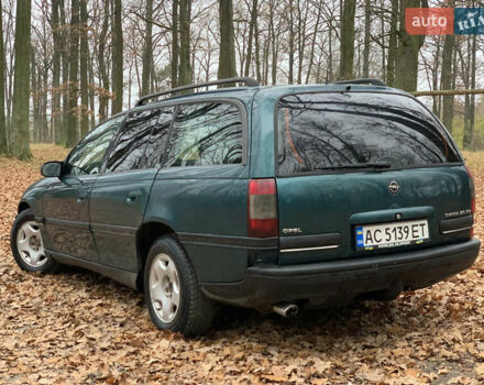 Зелений Опель Омега, об'ємом двигуна 2 л та пробігом 335 тис. км за 1550 $, фото 4 на Automoto.ua