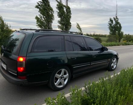 Зелений Опель Омега, об'ємом двигуна 2 л та пробігом 380 тис. км за 2214 $, фото 3 на Automoto.ua