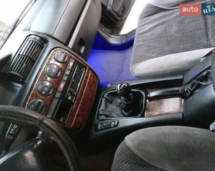 Опель Омега 1997 в Волочиске на Automoto.ua Зеленый Опель Омега, объемом двигателя 2 л и пробегом 300 тыс. км за 1200 $, фото 9 на Automoto.ua