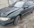 Зеленый Опель Омега, объемом двигателя 2 л и пробегом 300 тыс. км за 350 $, фото 8 на Automoto.ua