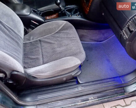 Опель Омега 1997 в Волочиске на Automoto.ua Зеленый Опель Омега, объемом двигателя 2 л и пробегом 300 тыс. км за 1200 $, фото 10 на Automoto.ua