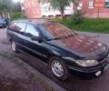 Зеленый Опель Омега, объемом двигателя 2 л и пробегом 377 тыс. км за 2500 $, фото 1 на Automoto.ua