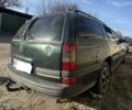 Зелений Опель Омега, об'ємом двигуна 2 л та пробігом 300 тис. км за 370 $, фото 1 на Automoto.ua
