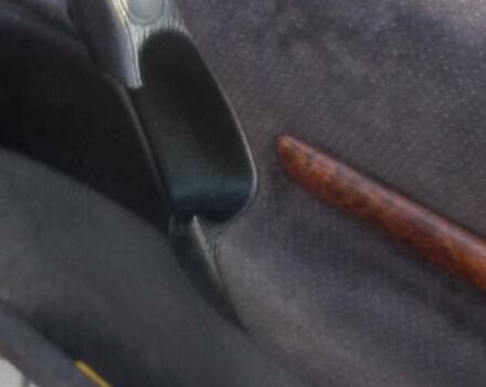 Зеленый Опель Омега, объемом двигателя 2.5 л и пробегом 386 тыс. км за 2000 $, фото 14 на Automoto.ua