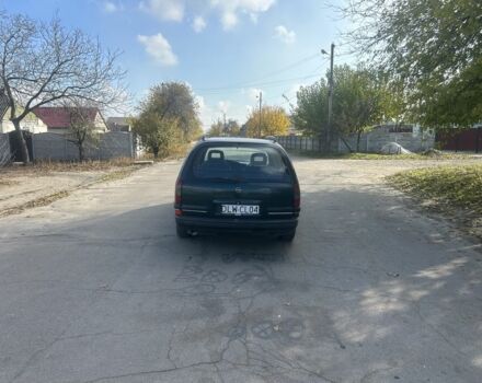 Зелений Опель Омега, об'ємом двигуна 2 л та пробігом 295 тис. км за 1300 $, фото 4 на Automoto.ua