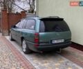 Зеленый Опель Омега, объемом двигателя 2 л и пробегом 355 тыс. км за 3000 $, фото 3 на Automoto.ua