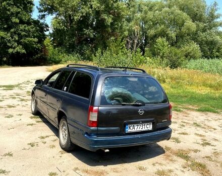 Зелений Опель Омега, об'ємом двигуна 2.5 л та пробігом 239 тис. км за 2100 $, фото 3 на Automoto.ua