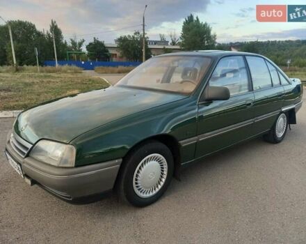 Зелений Опель Омега, об'ємом двигуна 2 л та пробігом 270 тис. км за 2300 $, фото 1 на Automoto.ua
