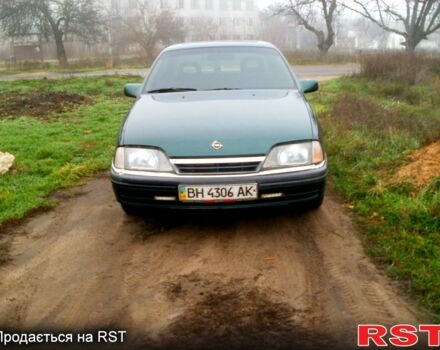 Зеленый Опель Омега, объемом двигателя 2.4 л и пробегом 500 тыс. км за 1500 $, фото 1 на Automoto.ua