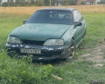 Зеленый Опель Омега, объемом двигателя 2.6 л и пробегом 1000 тыс. км за 450 $, фото 1 на Automoto.ua