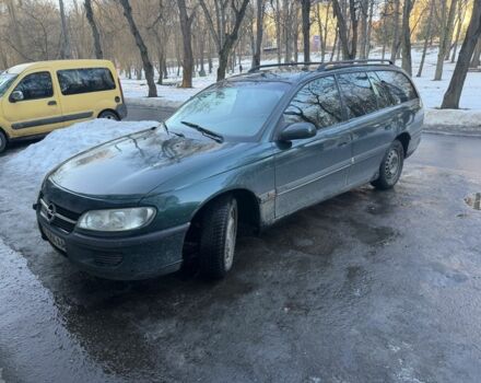 Зеленый Опель Омега, объемом двигателя 2 л и пробегом 350 тыс. км за 1800 $, фото 1 на Automoto.ua