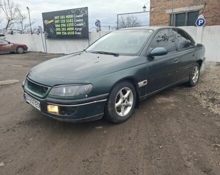 Зеленый Опель Омега, объемом двигателя 2 л и пробегом 189 тыс. км за 700 $, фото 1 на Automoto.ua