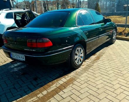 Зеленый Опель Омега, объемом двигателя 2 л и пробегом 396 тыс. км за 2500 $, фото 1 на Automoto.ua