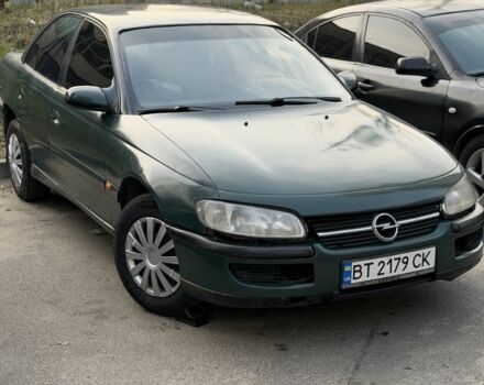 Зеленый Опель Омега, объемом двигателя 2 л и пробегом 600 тыс. км за 1100 $, фото 1 на Automoto.ua