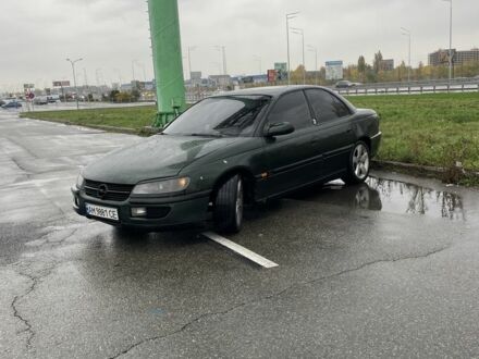 Зеленый Опель Омега, объемом двигателя 3 л и пробегом 252 тыс. км за 2800 $, фото 1 на Automoto.ua