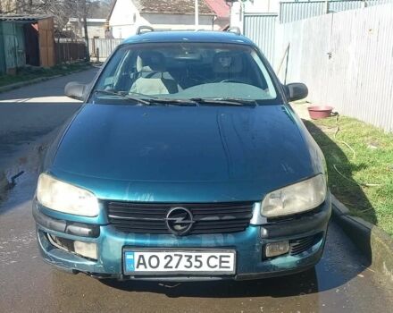 Зеленый Опель Омега, объемом двигателя 2 л и пробегом 300 тыс. км за 1000 $, фото 1 на Automoto.ua