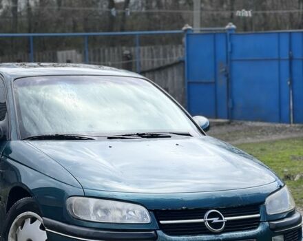 Зеленый Опель Омега, объемом двигателя 2 л и пробегом 331 тыс. км за 900 $, фото 1 на Automoto.ua