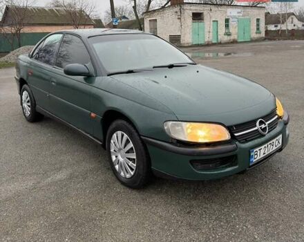 Зелений Опель Омега, об'ємом двигуна 2 л та пробігом 230 тис. км за 1400 $, фото 1 на Automoto.ua