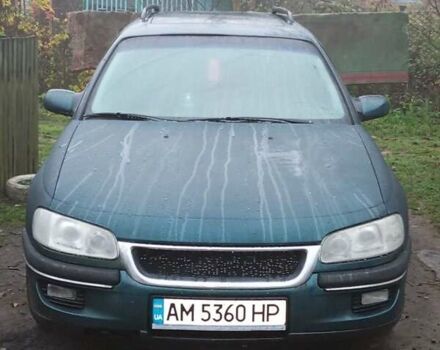 Зеленый Опель Омега, объемом двигателя 2 л и пробегом 317 тыс. км за 2000 $, фото 1 на Automoto.ua