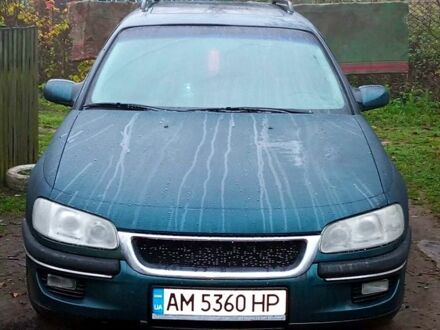 Зеленый Опель Омега, объемом двигателя 2 л и пробегом 317 тыс. км за 2000 $, фото 1 на Automoto.ua