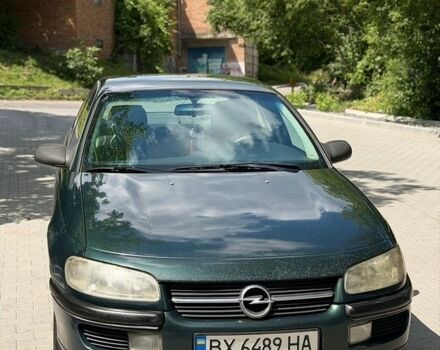 Зеленый Опель Омега, объемом двигателя 2 л и пробегом 381 тыс. км за 1800 $, фото 1 на Automoto.ua