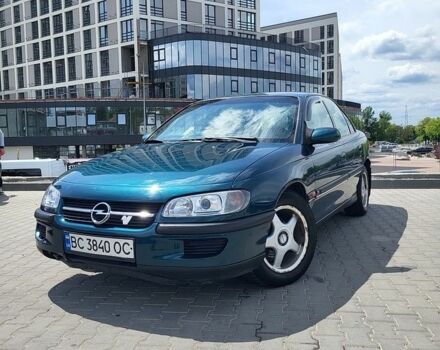 Зеленый Опель Омега, объемом двигателя 2 л и пробегом 500 тыс. км за 2400 $, фото 1 на Automoto.ua