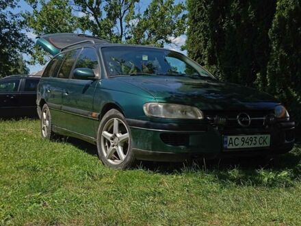 Зелений Опель Омега, об'ємом двигуна 2.5 л та пробігом 300 тис. км за 2200 $, фото 1 на Automoto.ua