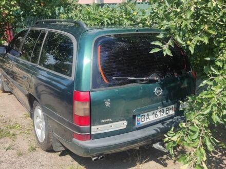 Зелений Опель Омега, об'ємом двигуна 3 л та пробігом 220 тис. км за 753 $, фото 1 на Automoto.ua