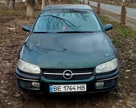 Зеленый Опель Омега, объемом двигателя 2 л и пробегом 235 тыс. км за 1500 $, фото 1 на Automoto.ua