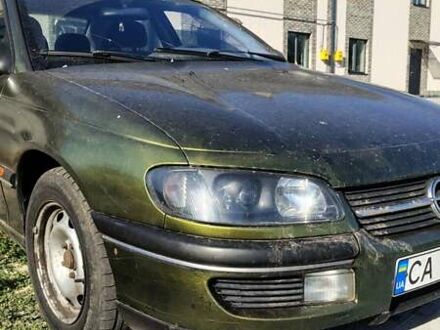 Опель Омега 1995 в Кропивницком (Кировограде) на Automoto.ua Зеленый Опель Омега, объемом двигателя 2 л и пробегом 360 тыс. км за 1300 $, фото 1 на Automoto.ua