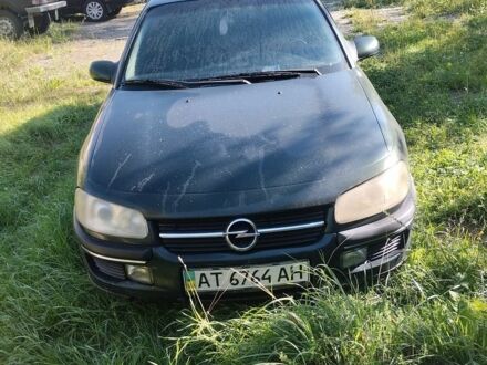 Зеленый Опель Омега, объемом двигателя 0 л и пробегом 350 тыс. км за 1600 $, фото 1 на Automoto.ua