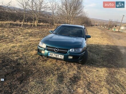 Зелений Опель Омега, об'ємом двигуна 2 л та пробігом 380 тис. км за 2200 $, фото 1 на Automoto.ua