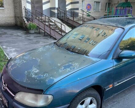 Зеленый Опель Омега, объемом двигателя 2 л и пробегом 1 тыс. км за 1200 $, фото 1 на Automoto.ua