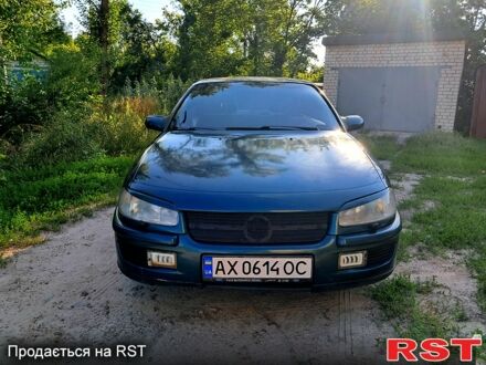 Зелений Опель Омега, об'ємом двигуна 2 л та пробігом 275 тис. км за 2700 $, фото 1 на Automoto.ua