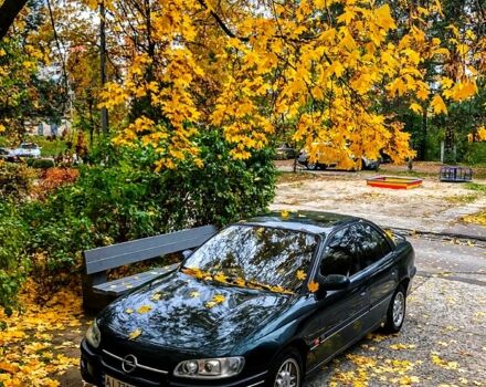 Зеленый Опель Омега, объемом двигателя 2 л и пробегом 35 тыс. км за 2950 $, фото 1 на Automoto.ua