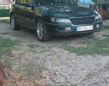 Зелений Опель Омега, об'ємом двигуна 2 л та пробігом 380 тис. км за 2100 $, фото 1 на Automoto.ua