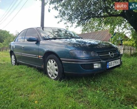 Зеленый Опель Омега, объемом двигателя 2 л и пробегом 290 тыс. км за 2000 $, фото 1 на Automoto.ua