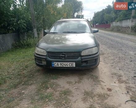 Зелений Опель Омега, об'ємом двигуна 2 л та пробігом 400 тис. км за 1200 $, фото 1 на Automoto.ua