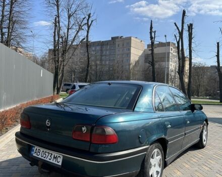 Зеленый Опель Омега, объемом двигателя 2 л и пробегом 308 тыс. км за 2300 $, фото 1 на Automoto.ua