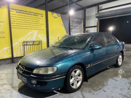 Опель Омега 1996 в Каменское - Днепродзержинск на Automoto.ua Зеленый Опель Омега, объемом двигателя 2 л и пробегом 111 тыс. км за 1750 $, фото 1 на Automoto.ua