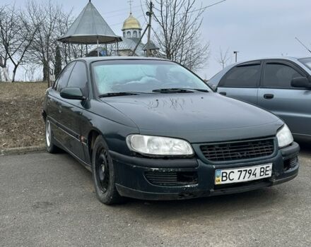 Зеленый Опель Омега, объемом двигателя 2.5 л и пробегом 340 тыс. км за 600 $, фото 1 на Automoto.ua