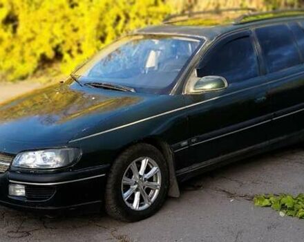 Зеленый Опель Омега, объемом двигателя 2 л и пробегом 484 тыс. км за 2000 $, фото 1 на Automoto.ua