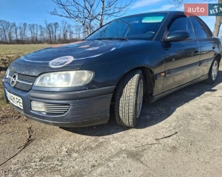 Зеленый Опель Омега, объемом двигателя 2 л и пробегом 375 тыс. км за 1450 $, фото 1 на Automoto.ua