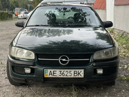 Опель Омега 1997 у Дніпро (Дніпропетровську) на Automoto.ua Зелений Опель Омега, об'ємом двигуна 2 л та пробігом 607 тис. км за 1499 $, фото 1 на Automoto.ua