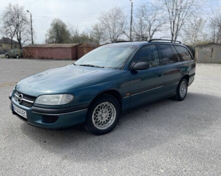 Зеленый Опель Омега, объемом двигателя 2 л и пробегом 290 тыс. км за 2900 $, фото 1 на Automoto.ua